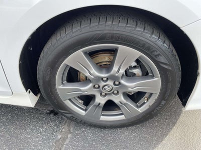 2018 Toyota Sienna SE 8 Passenger