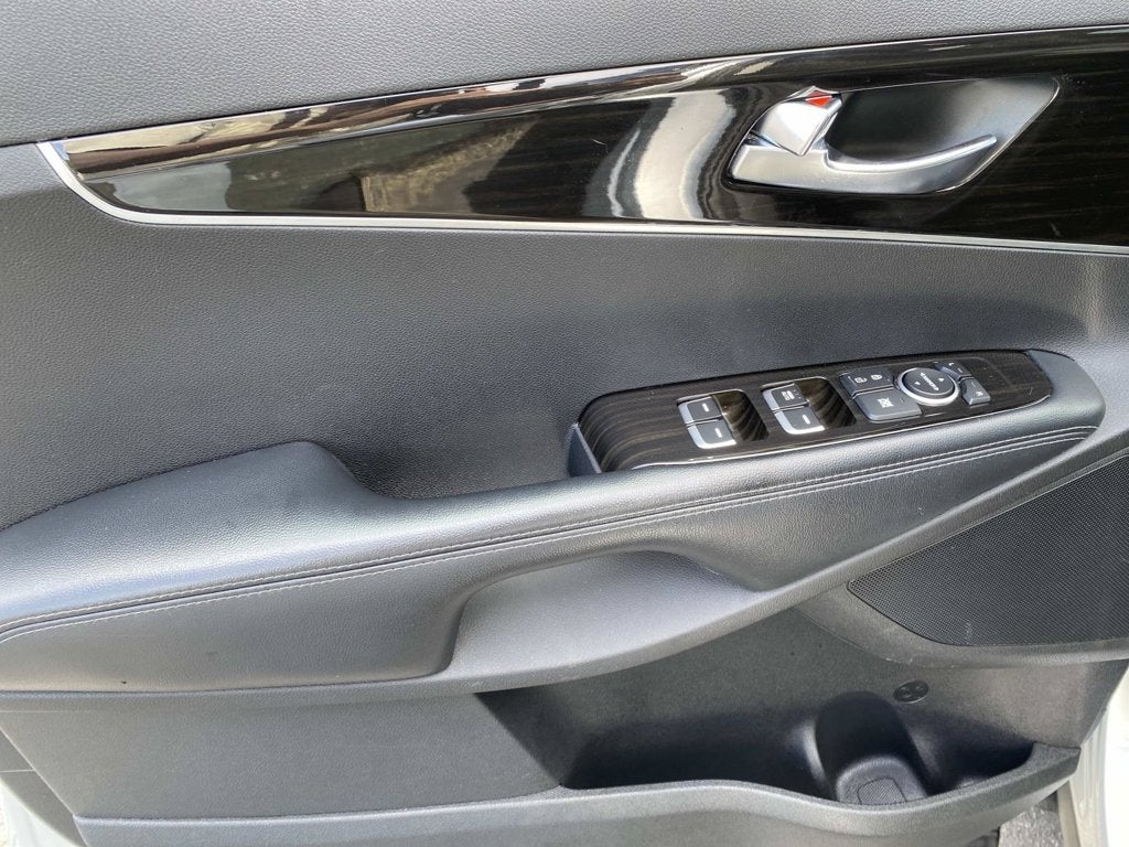 2019 Kia Sorento L 3-Row Seating