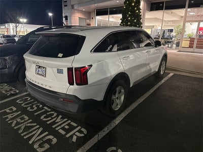 2022 Kia Sorento LX