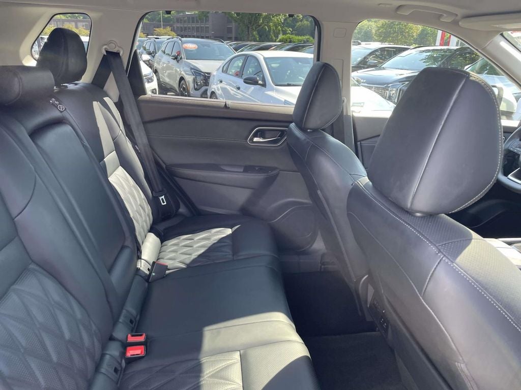 2022 Nissan Rogue Platinum