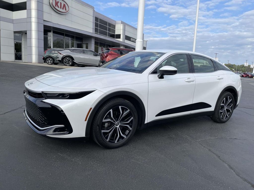 2024 Toyota Crown XLE