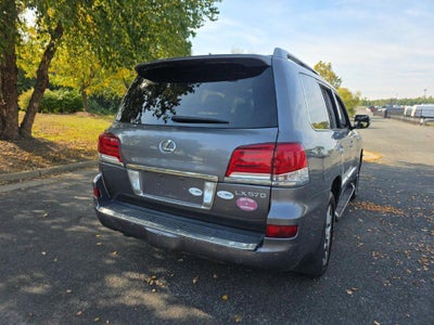 2013 Lexus LX 570