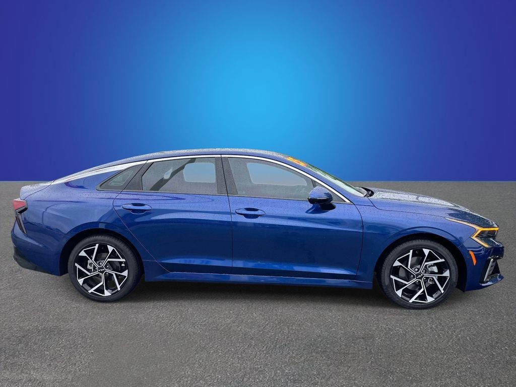 2025 Kia K5 EX