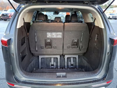 2023 Kia Carnival LX