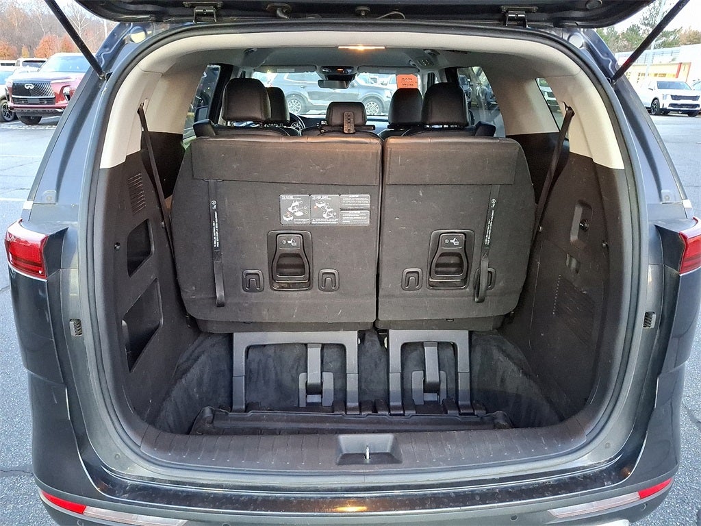 2023 Kia Carnival LX