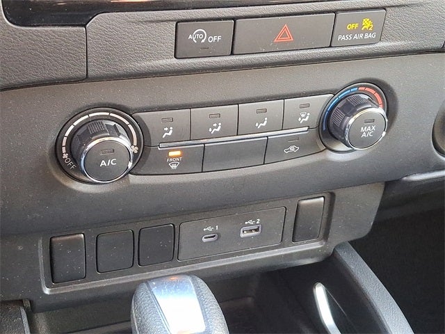 2024 Nissan Frontier SV