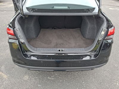 2024 Nissan Versa 1.6 SR