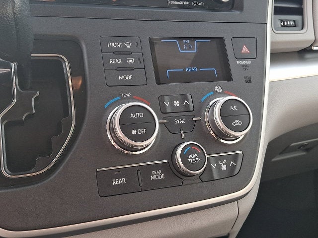 2020 Toyota Sienna LE 8 Passenger
