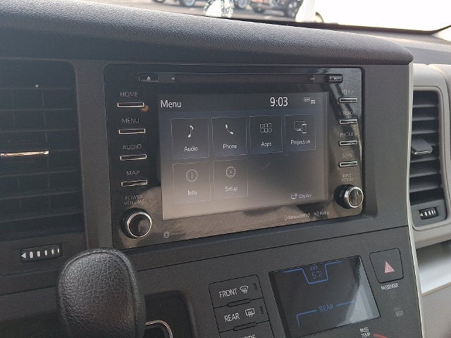 2020 Toyota Sienna LE 8 Passenger
