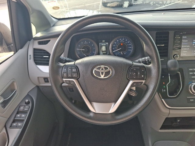 2020 Toyota Sienna LE 8 Passenger