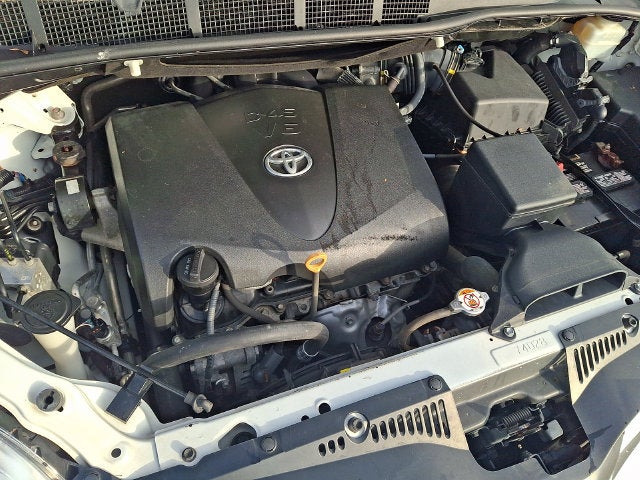 2020 Toyota Sienna LE 8 Passenger