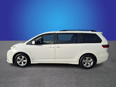 2020 Toyota Sienna LE 8 Passenger