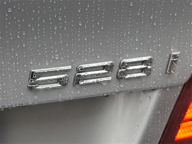 2015 BMW 5 Series 528i