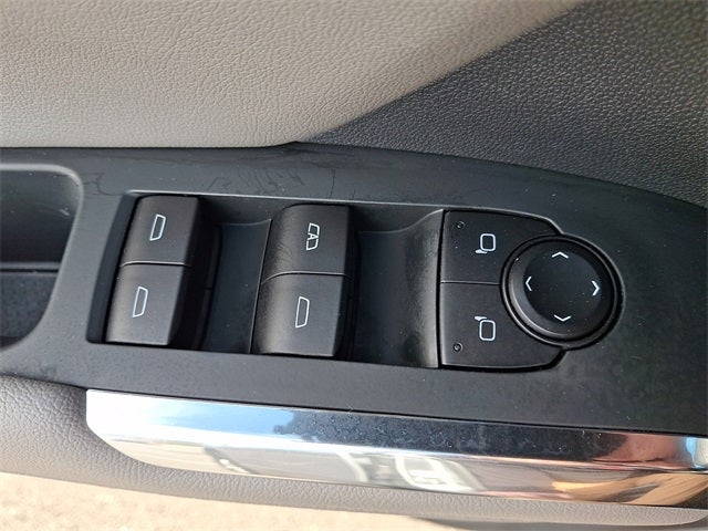 2025 Chevrolet Traverse LT 2LT