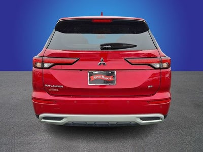 2024 Mitsubishi Outlander SE