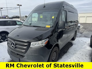 2022 Mercedes-Benz Sprinter 2500 Passenger 144 WB