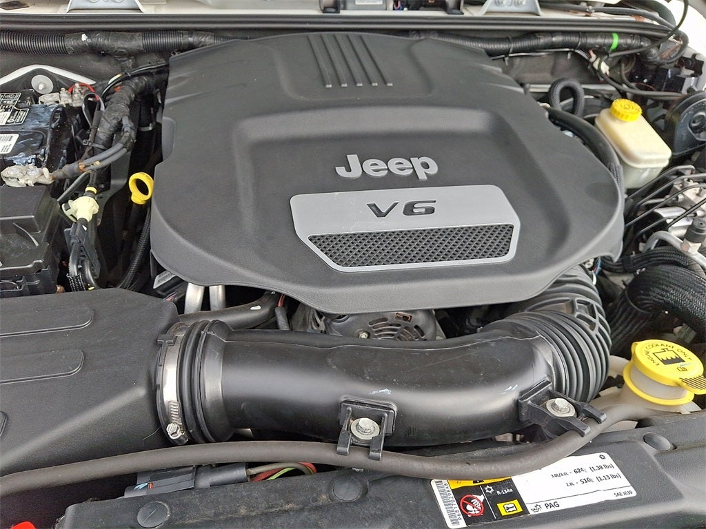 2014 Jeep Wrangler Unlimited Altitude