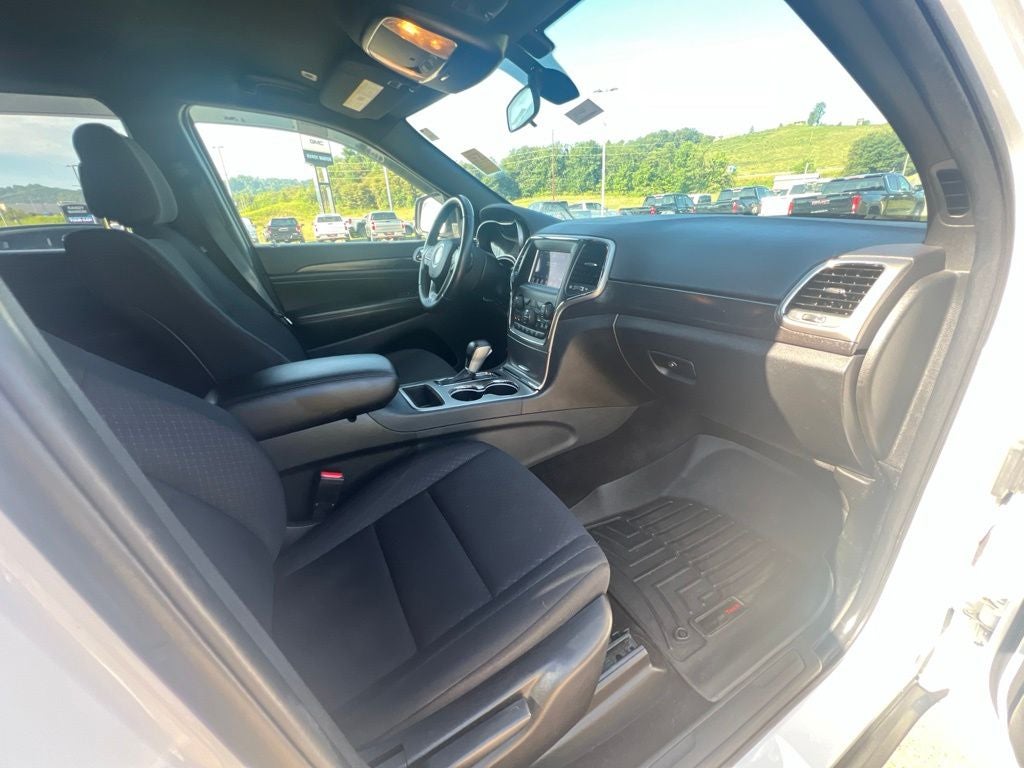 2018 Jeep Grand Cherokee Laredo E
