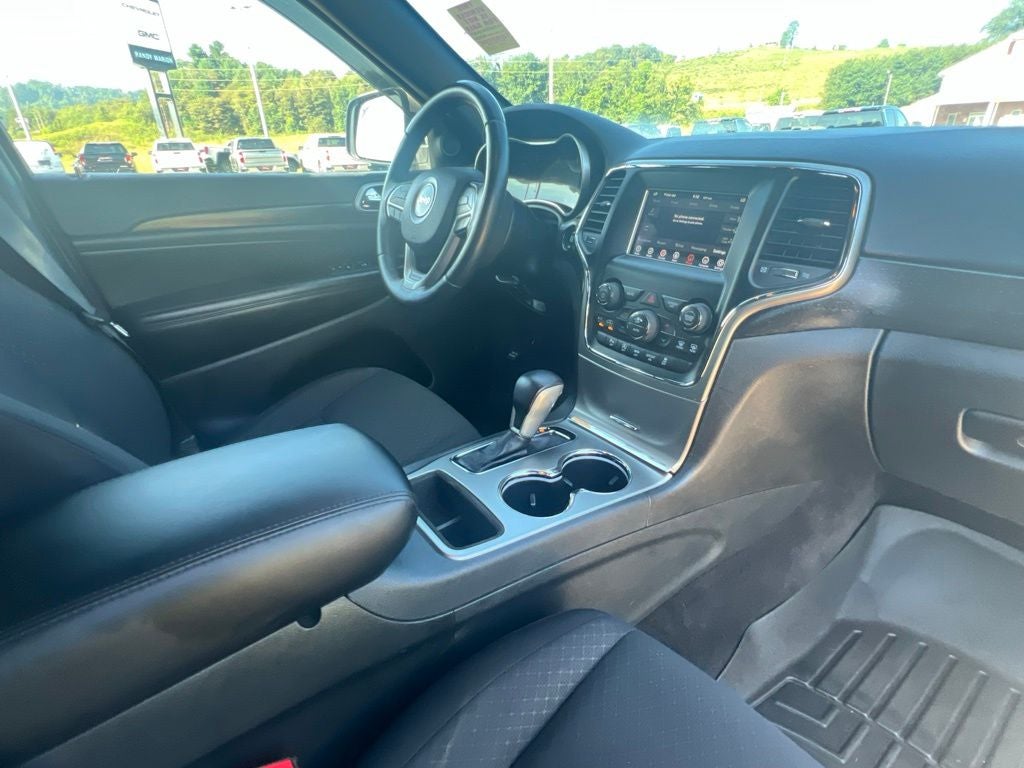 2018 Jeep Grand Cherokee Laredo E