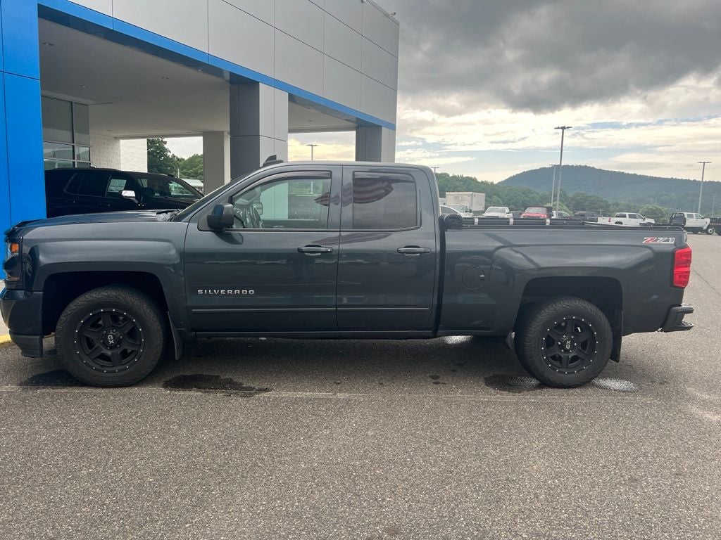 2017 Chevrolet Silverado 1500 LT LT2