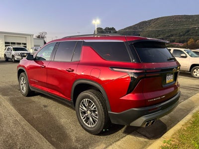 2025 Chevrolet Traverse LT 2LT