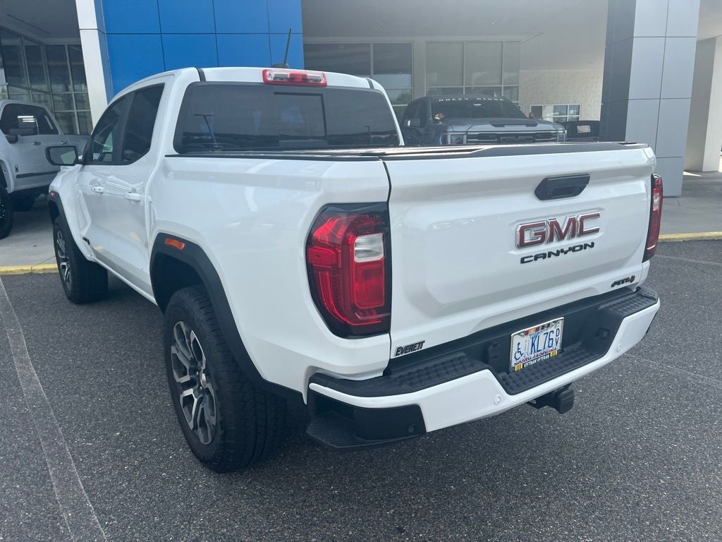 2024 GMC Canyon AT4