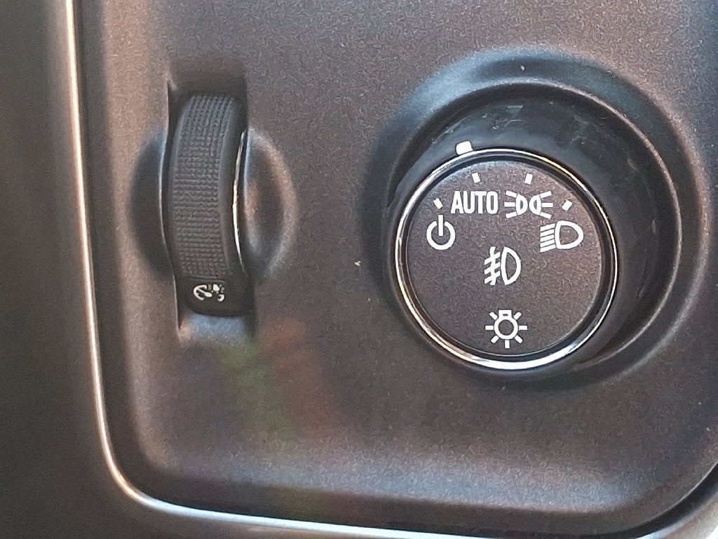 2018 Chevrolet Silverado 1500 LT LT1