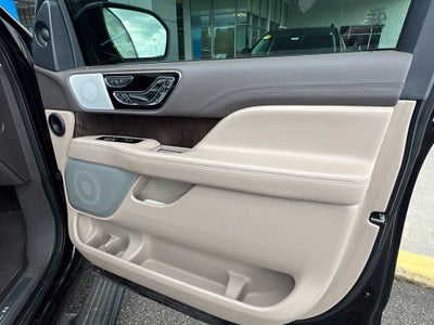 2022 Lincoln Navigator L Reserve