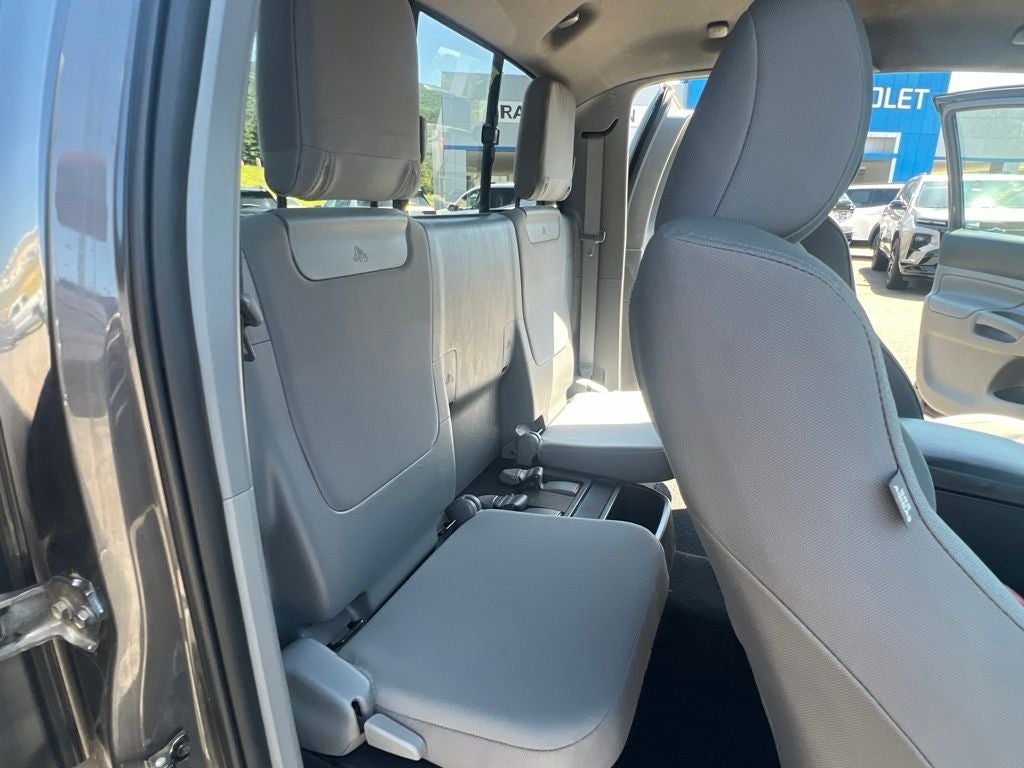 2013 Toyota Tacoma Base V6