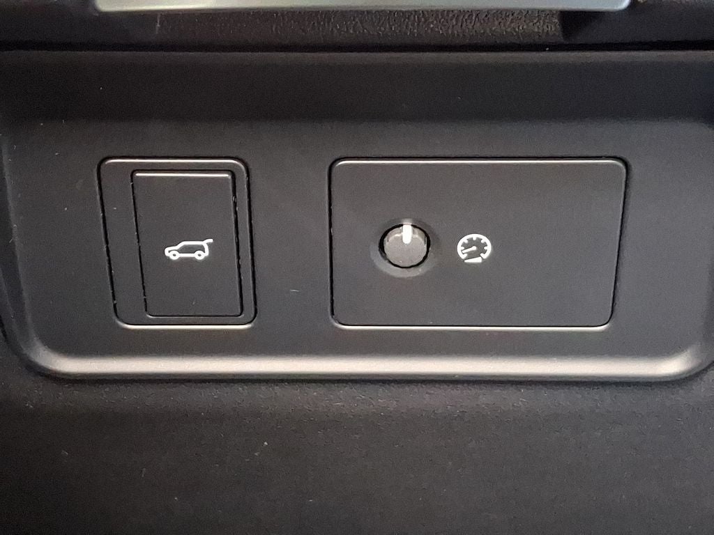 2023 Land Rover Discovery Sport S R-Dynamic