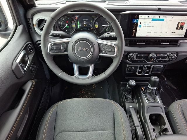 2025 Jeep Wrangler Sahara 4xe