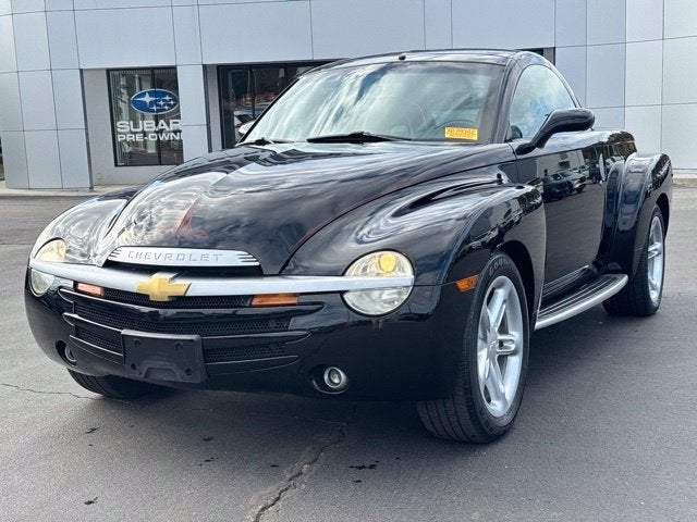 2004 Chevrolet SSR Base
