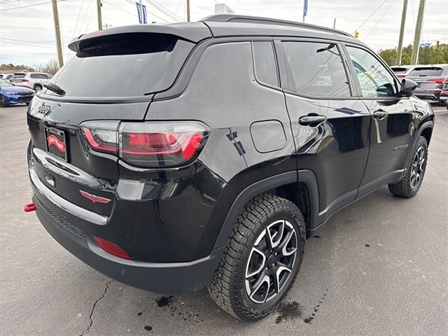 2025 Jeep Compass Trailhawk