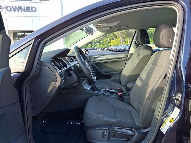 2017 Volkswagen Golf SportWagen S