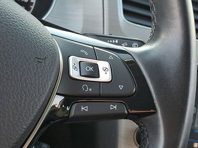 2017 Volkswagen Golf SportWagen S