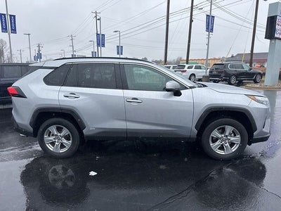 2025 Toyota RAV4 Hybrid XLE