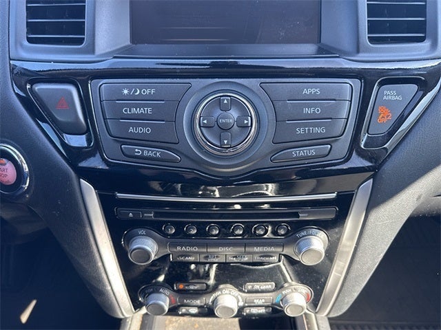 2020 Nissan Pathfinder SV