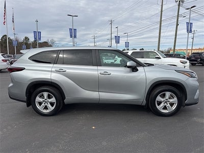 2024 Toyota Highlander XLE