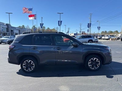 2025 Subaru Forester Premium