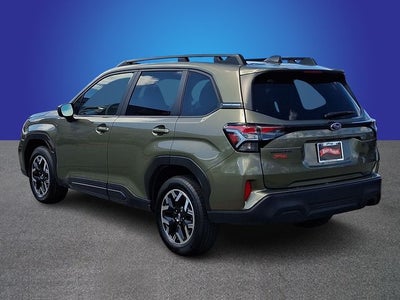 2025 Subaru Forester Premium