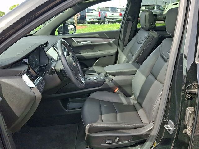 2024 Cadillac XT6 Luxury