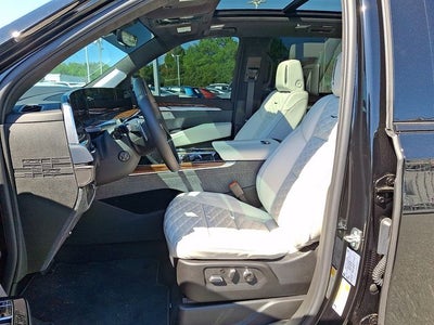 2025 Cadillac Escalade Sport Platinum