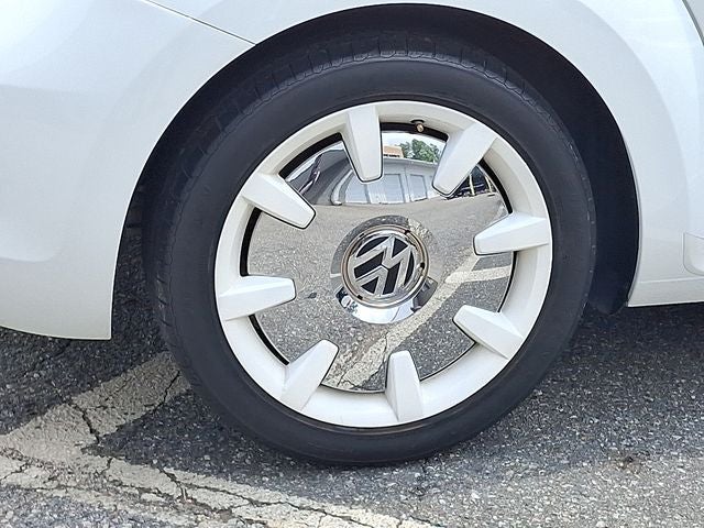 2018 Volkswagen Beetle 2.0T SE