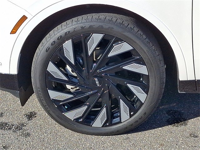 2024 Lincoln Nautilus Reserve