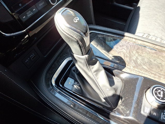 2020 INFINITI QX80 LUXE