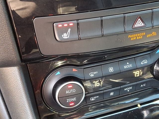 2018 INFINITI QX30 Premium