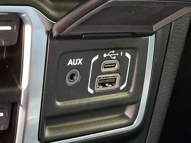 2023 Jeep Wrangler Sahara Altitude