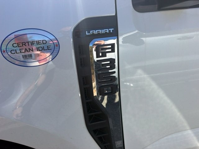 2026 Ford Super Duty F-350 DRW Chassis Cab LARIAT