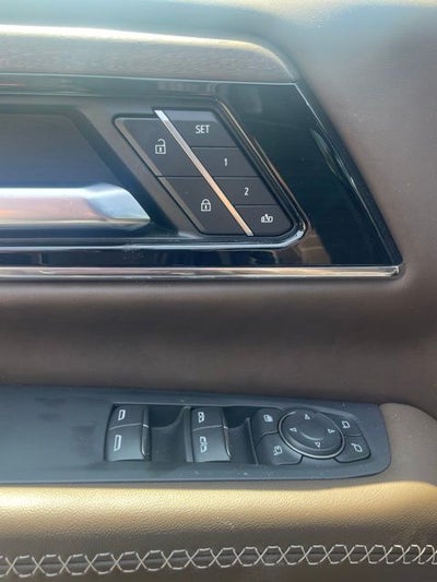 2025 GMC Yukon Denali Ultimate Denali Ultimate