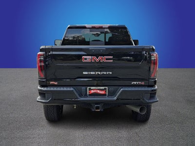 2025 GMC Sierra 2500HD AT4